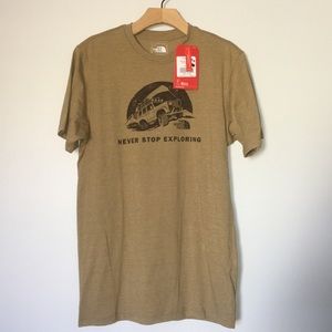 MENS The North Face TEE — Size M